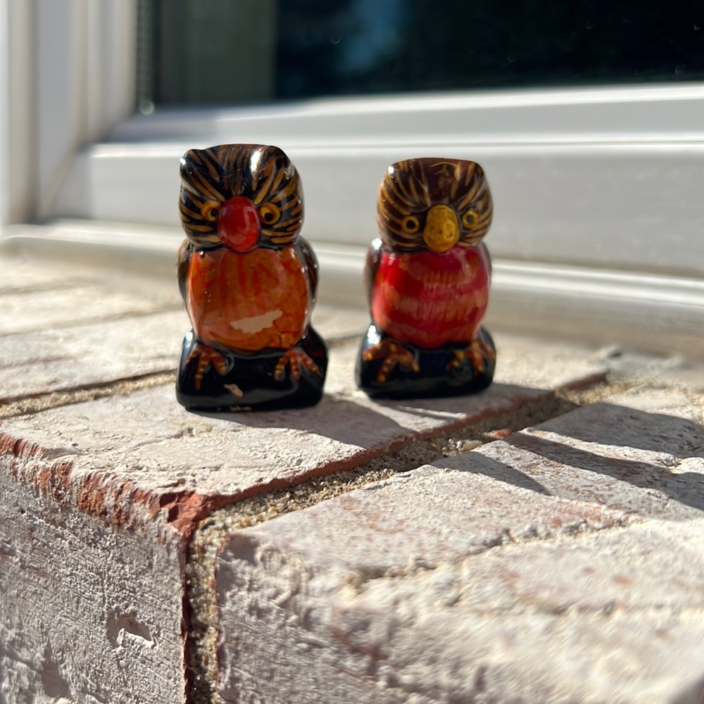 VINTAGE MINIATURE OWL CERAMIC FIGURINES